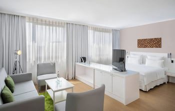 Hotel Frankfurt Messe affiliated by Melia galeri fotoğrafı