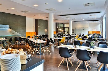 Hotel Frankfurt Messe affiliated by Melia galeri fotoğrafı