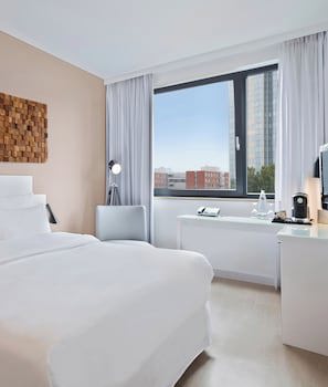 Hotel Frankfurt Messe affiliated by Melia galeri fotoğrafı