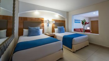 Park Royal Beach Huatulco