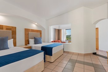 Park Royal Beach Huatulco