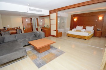 Holiday Inn Istanbul City by IHG fotoğrafı
