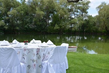 Hacienda Sepulveda Hotel & Spa