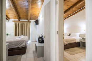 Parnassos Delphi Hotel