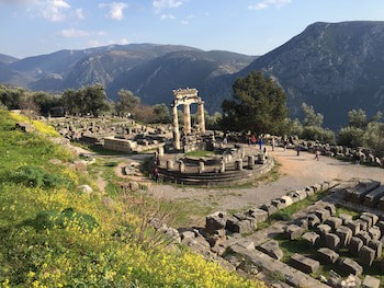 Parnassos Delphi Hotel