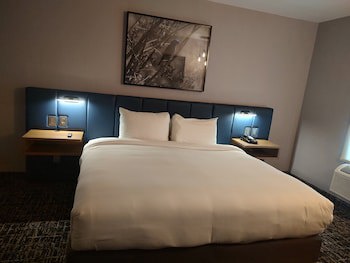 Cosuites Saltillo Hotel
