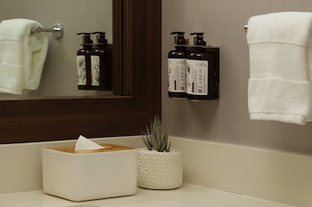 Cosuites Saltillo Hotel