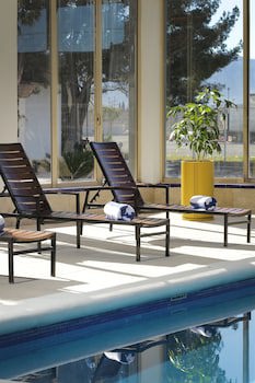 Cosuites Saltillo Hotel