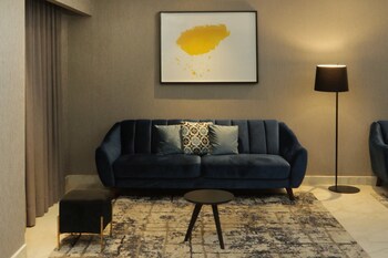 Cosuites Saltillo Hotel