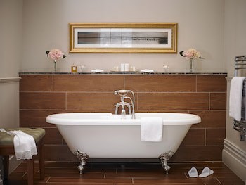 Actons Hotel
