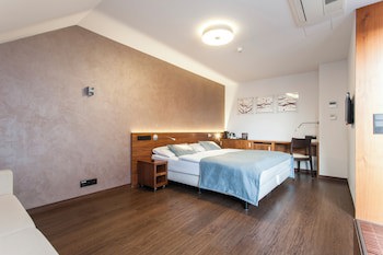 Hotel Carol galeri fotoğrafı