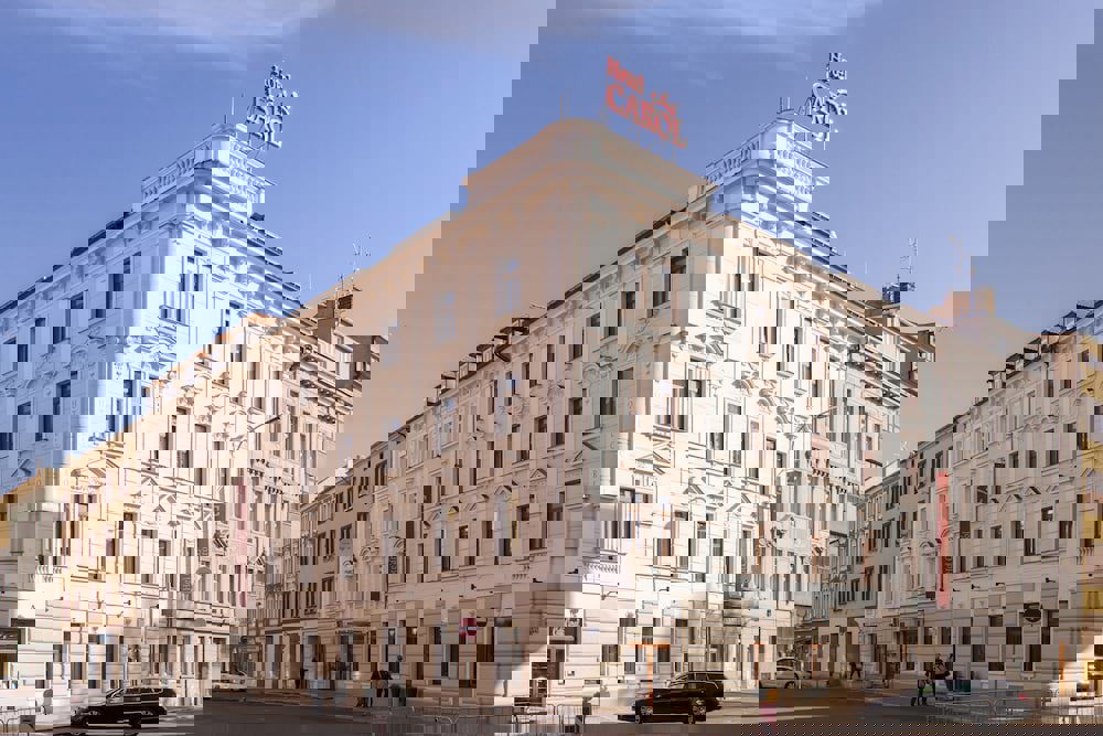 Hotel Carol