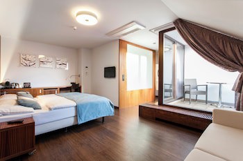 Hotel Carol galeri fotoğrafı