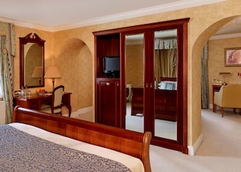 Marygreen Manor Hotel