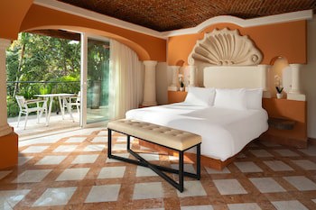 Eurostars Hacienda Vista Real Hotel