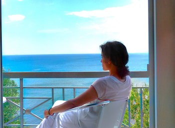 Kavos Bay Seafront Hotel galeri fotoğrafı