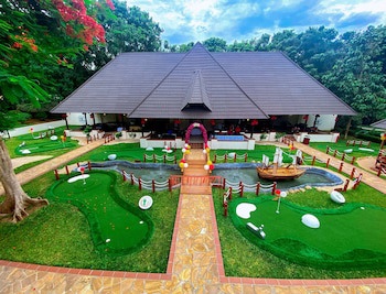 Sea Cliff Resort & Spa