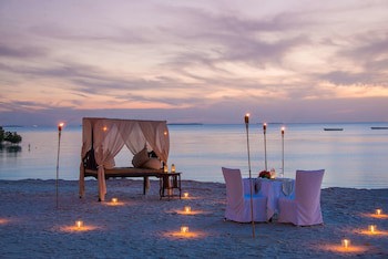 Sea Cliff Resort & Spa