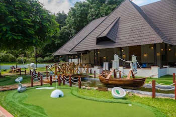 Sea Cliff Resort & Spa
