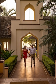 Sea Cliff Resort & Spa