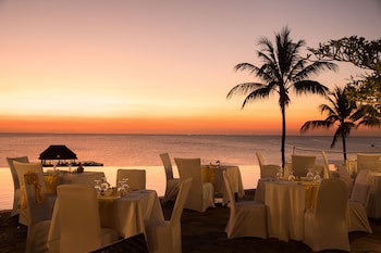 Sea Cliff Resort & Spa