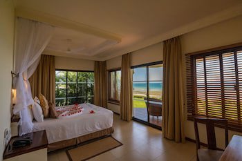 Sea Cliff Resort & Spa