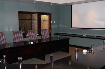 Peermont Metcourt Khoroni, Thohoyandou