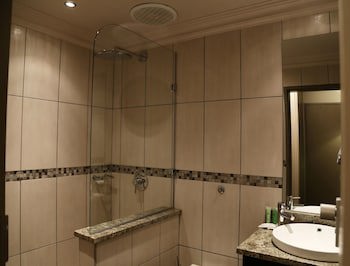Peermont Metcourt Khoroni, Thohoyandou