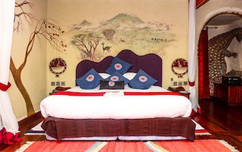 Amboseli Serena Safari Lodge