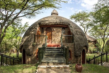 Serengeti Serena Safari Lodge