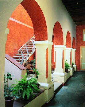 El Sueno Hotel & Spa