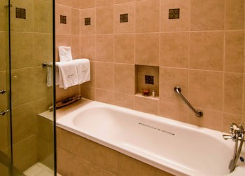 El Sueno Hotel & Spa