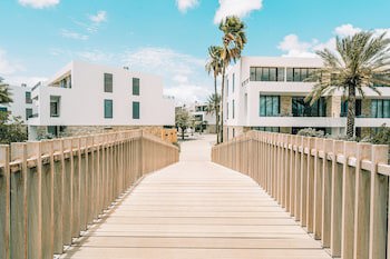 Van Der Valk Plaza Beach & Dive Resort Bonaire