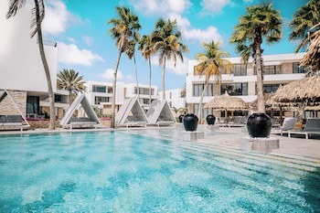 Van Der Valk Plaza Beach & Dive Resort Bonaire