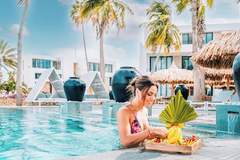 Van Der Valk Plaza Beach & Dive Resort Bonaire