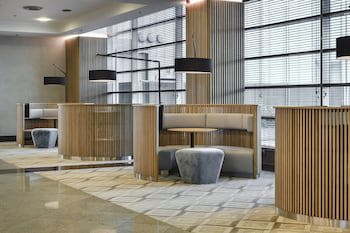 Courtyard By Marriott Warsaw Airport