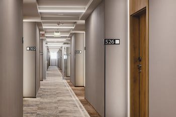 Courtyard By Marriott Warsaw Airport