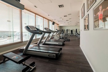 Courtyard By Marriott Warsaw Airport