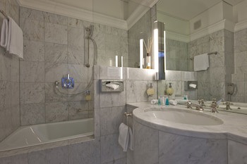 Schweizerhof Swiss Quality Hotel