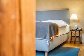 Alma Hotel