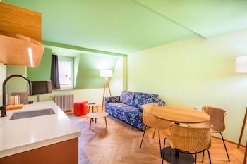 Alma Hotel