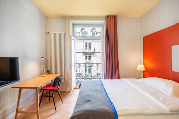 Alma Hotel