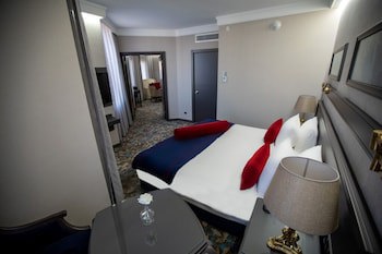 Grand Cevahir Hotel & Convention Center