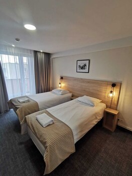 Gold Hotel