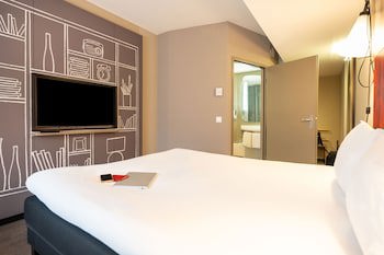 Ibis Geneve Centre Lac