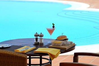 Praia D'el Rey Marriott Golf & Beach Resort