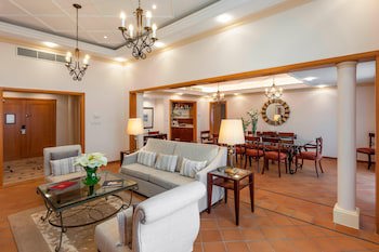 Praia D'el Rey Marriott Golf & Beach Resort