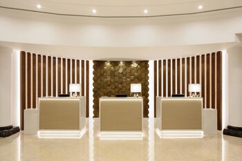 Praia D'el Rey Marriott Golf & Beach Resort