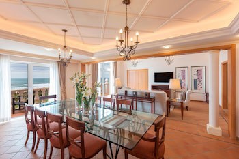 Praia D'el Rey Marriott Golf & Beach Resort