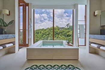 Four Seasons Resort Peninsula Papagayo, Costa Rica